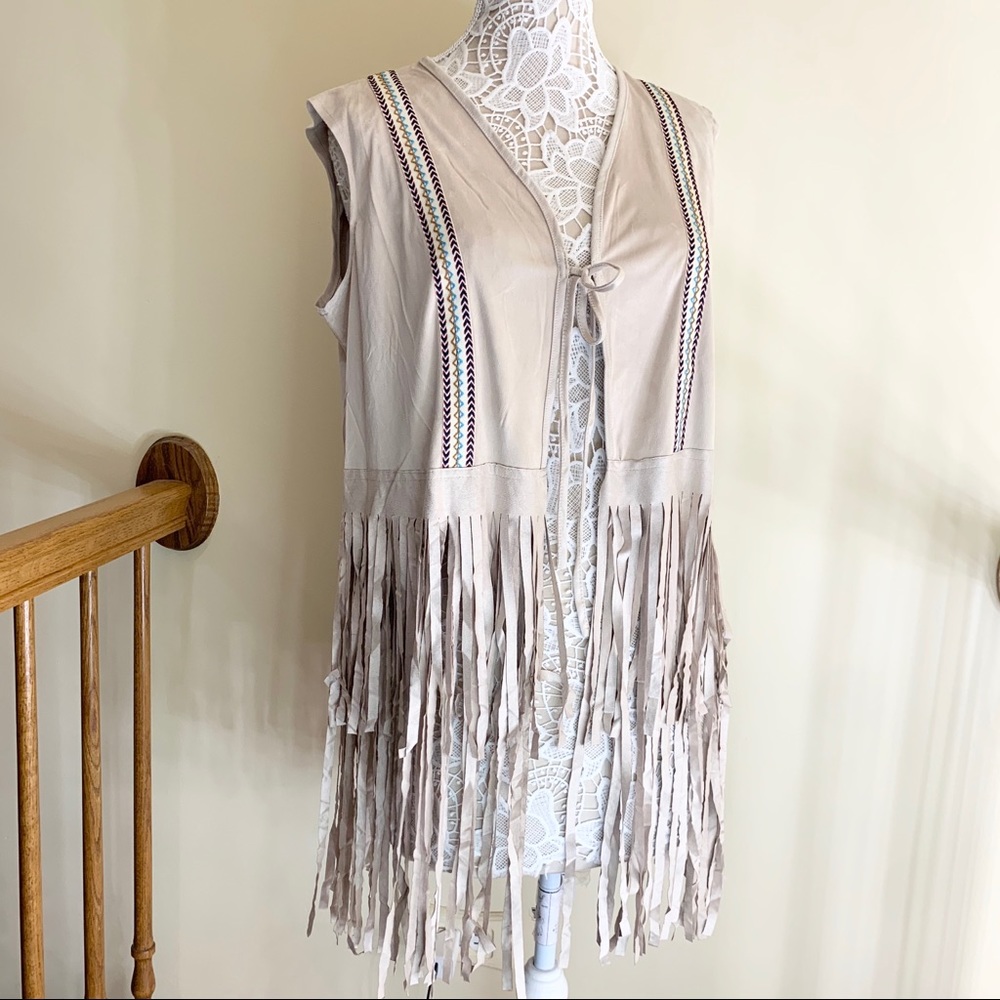 Kaktus woman’s Fringe beige Vest size Large - Picture 1 of 10